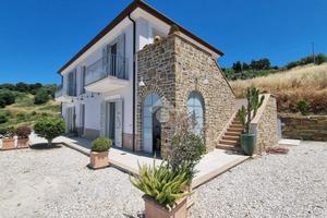 VILLA SINGOLA A CASTELLABATE