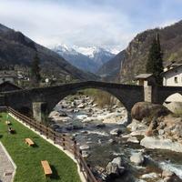 Lillianes,appartamento completamente ristrutturato