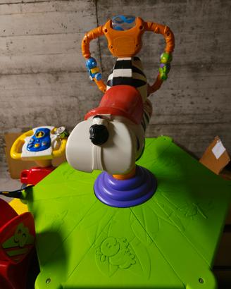 Zebra saltella e gira
Fisher Price