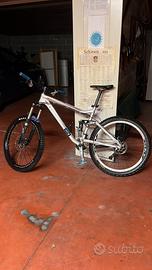 bicicletta trek 26 mtb