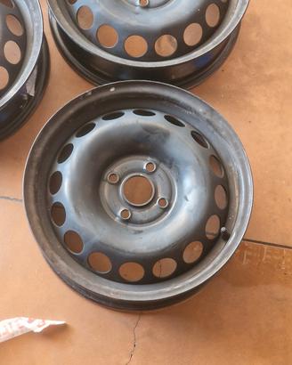 Cerchi Ferro TOYOTA AYGO  2015