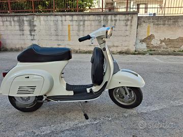 Piaggio Vespa 50 Special