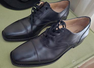 Scarpe in pelle mod. Oxford Soldini