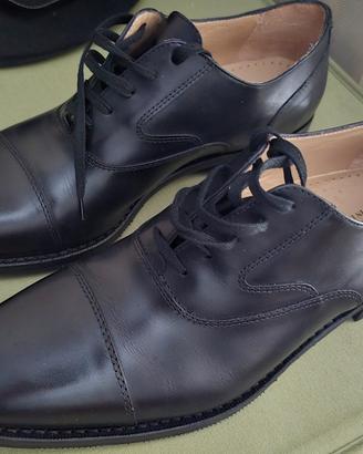 Scarpe in pelle mod. Oxford Soldini