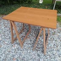tavolo con cavalletti 
