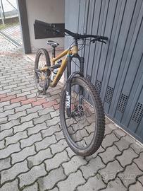 specialized STATUS 2 2025 