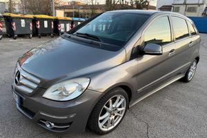 MERCEDES-BENZ B 180 CDI Chrome senza nessun lavo
