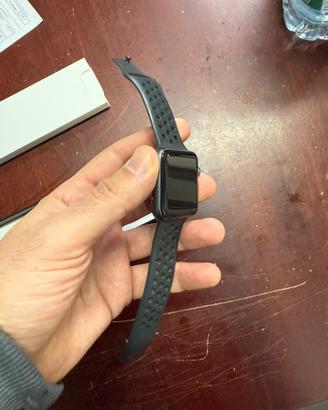 Apple watch serie 3 nike