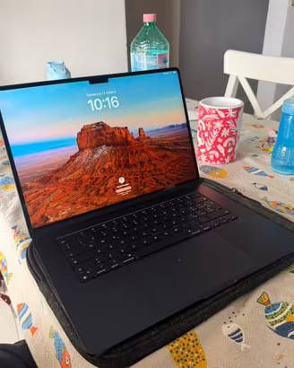 Macbook Air 15” M2