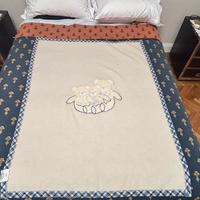 Soffice copertina , copertina  morbida e soave