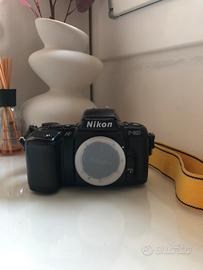 Macchina fotografica Nikon F 601