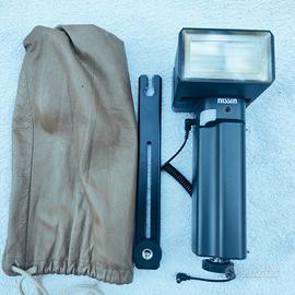 Flash Nissin 3200GS con borsa e supporto