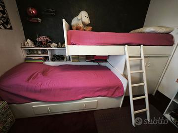 Struttura letto a ponte castello con mobile