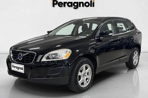 VOLVO XC60 D4 Geartronic Momentum