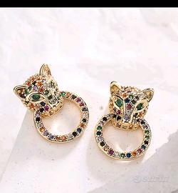 orecchini con i zirconi 