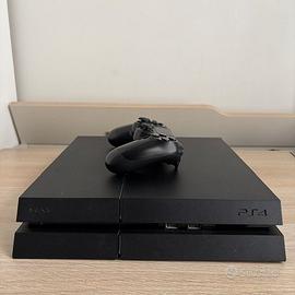 Playstation 4 + joypad + tre giochi