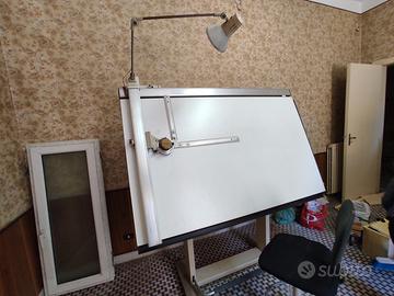 TAVOLO DA DISEGNO CON TECNIGRAFO “NEOLT LEONARD”