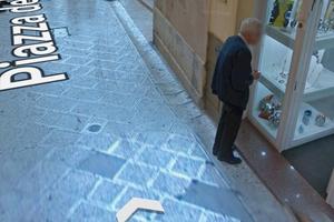 Locale commerciale via Garibaldi 1