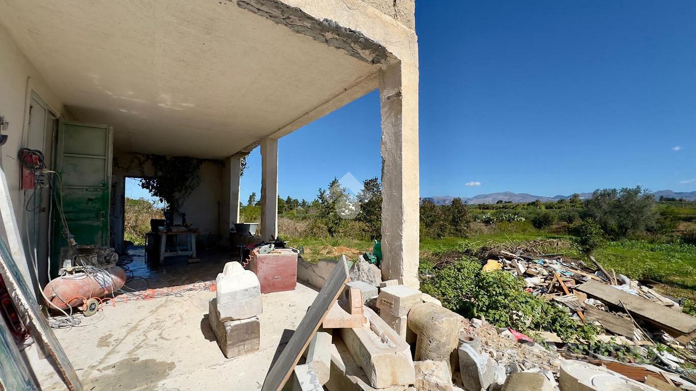 VILLA SINGOLA A PARTINICO - Vista 2