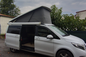 Mercedes Marcopolo v250 4 matic