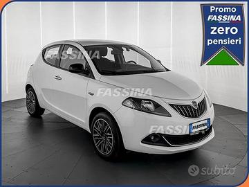 Lancia Ypsilon 1.0 firefly hybrid Gold s&s 70cv