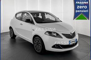 Lancia Ypsilon 1.0 firefly hybrid Gold s&s 70cv