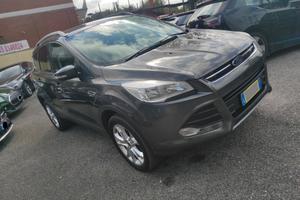 Ford Kuga 2.0 TDCI 150 CV S&S 4WD Powershift Titan