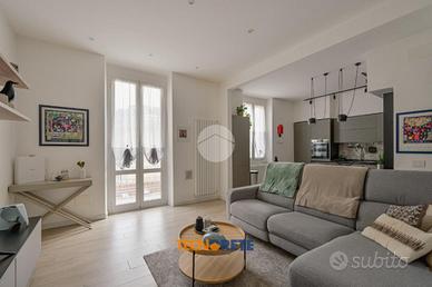 4 LOCALI A LA SPEZIA