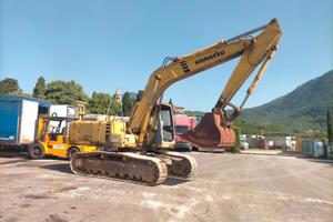Escavatore Komatsu PC 200 En