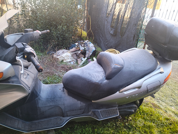 Possibilmente anche marciante