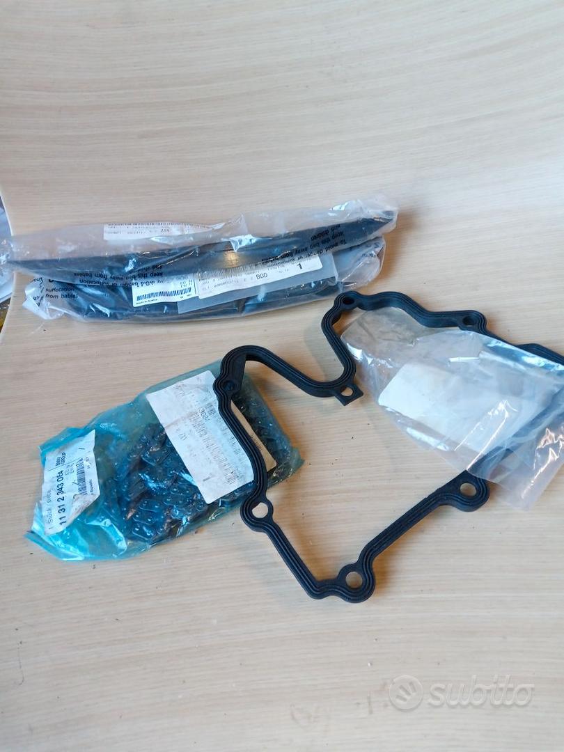 Set Pattini Distribuzione Pour Suzuki SV 650 - Références 12771-19F00 & 12811-17G00