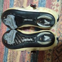 scarpe da ciclismo marca Vittoria premium .