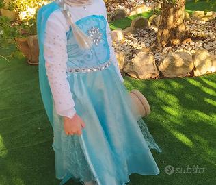 Vestito a tema (Frozen)