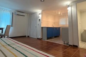 TOMBA Di NERONE MONOLOCALE CON GIARDINO