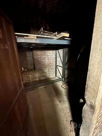 Soppalco in ferro zincato regolabile