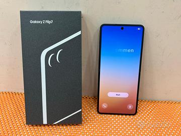 SAMSUNG ZFLIP 7 256GB JET BLACK IN GARANZIA