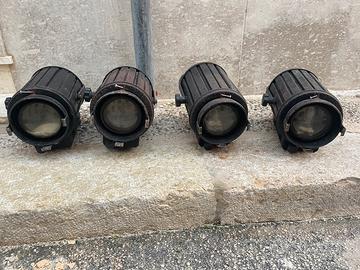 N.4 fari teatrali Coemar