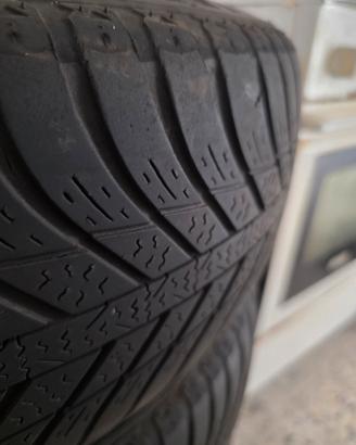 4 Ruote VW 195/65 R15 - Gomme Nexen 4 Stagioni 