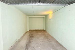 Box garage 21mq