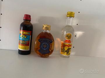 Bottigliette mignon vintage da collezione