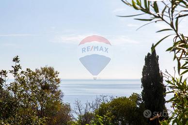 Casa Indipendente - Letojanni