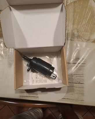 Pompetta tergicristalli per fiat doblò 2010