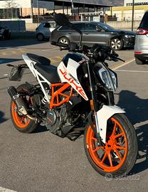 KTM DUKE 390 2019