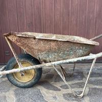 Carriola in acciaio zincato da 75 L