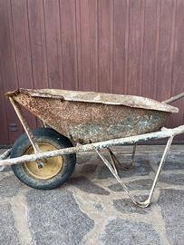 Carriola in acciaio zincato da 75 L