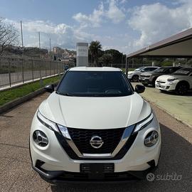 Juke 1.0 DIG-T 114 CV DCT Acenta