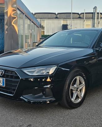 Audi A4 35 TDI/163 CV S tronic line edition Iva es