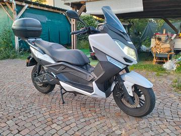 Scooter Elettrico Jonway MJS-E Sport