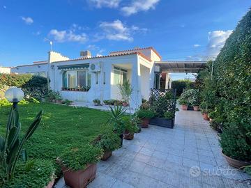 Villa o villino Siracusa [Cod. rif 3284488VRG]