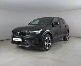 VOLVO XC40 2023 - XC40 2.0 b3 Core auto